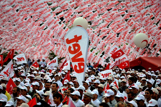 Başbakan yüzbinlere konuştu-resimleri