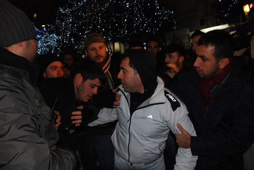 Taksimde rezalet, Marmariste taciz-resimleri