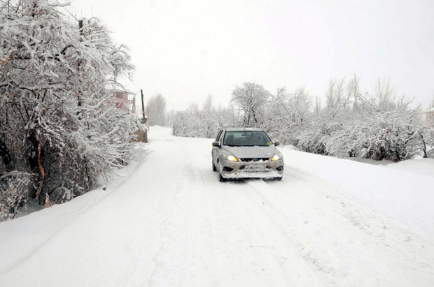 Kartpostallık kar manzaraları