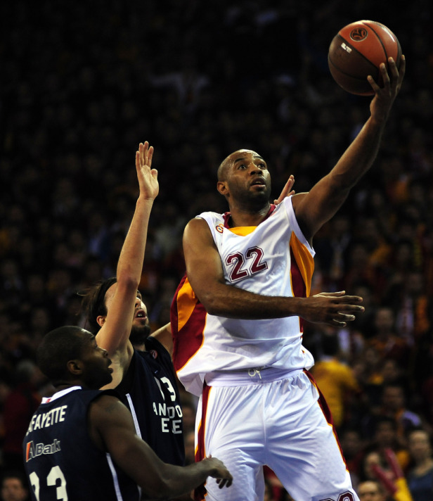 Türk gecesinde kazanan Galatasaray: 64-56
